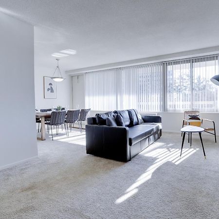 Spacious 2 Bedrooms Apt @Crystal City With Gym Arlington Eksteriør billede
