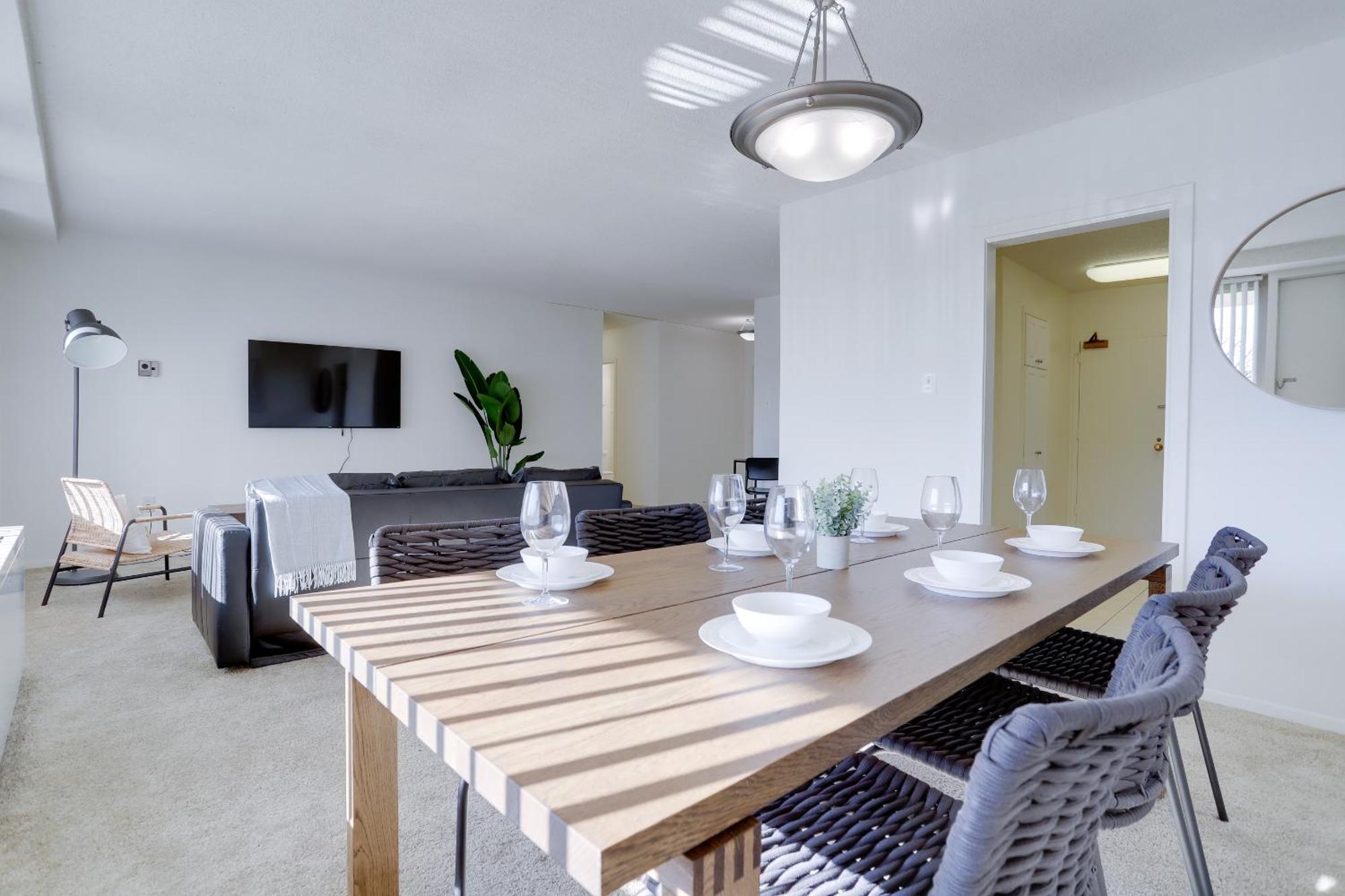 Spacious 2 Bedrooms Apt @Crystal City With Gym Arlington Eksteriør billede