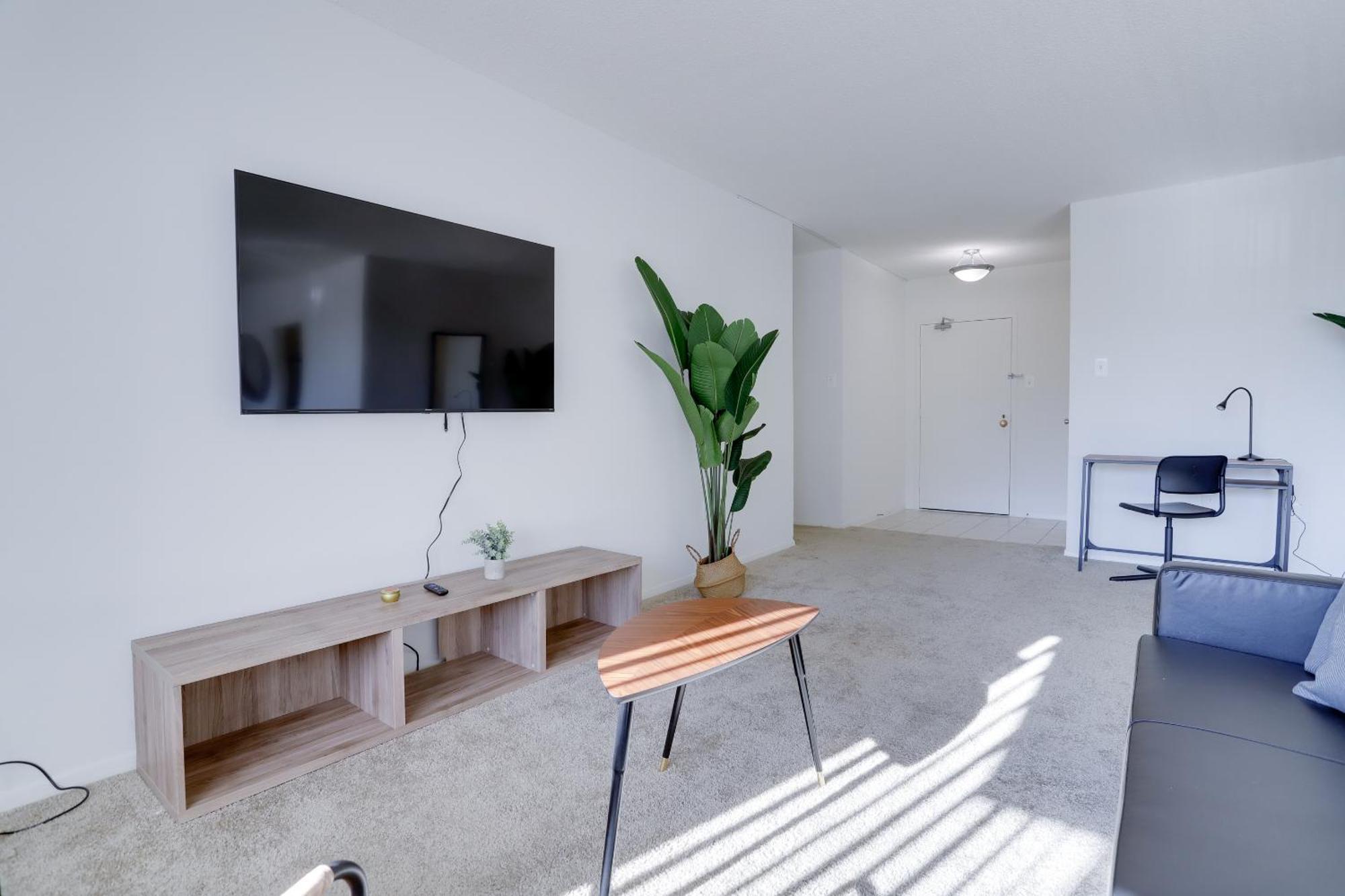 Spacious 2 Bedrooms Apt @Crystal City With Gym Arlington Eksteriør billede